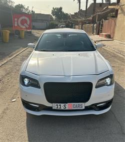 کرایسلەر 300